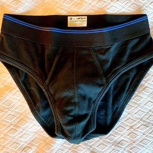 Michael Morgan Men's Cotton Low rise Modern fit Briefs.